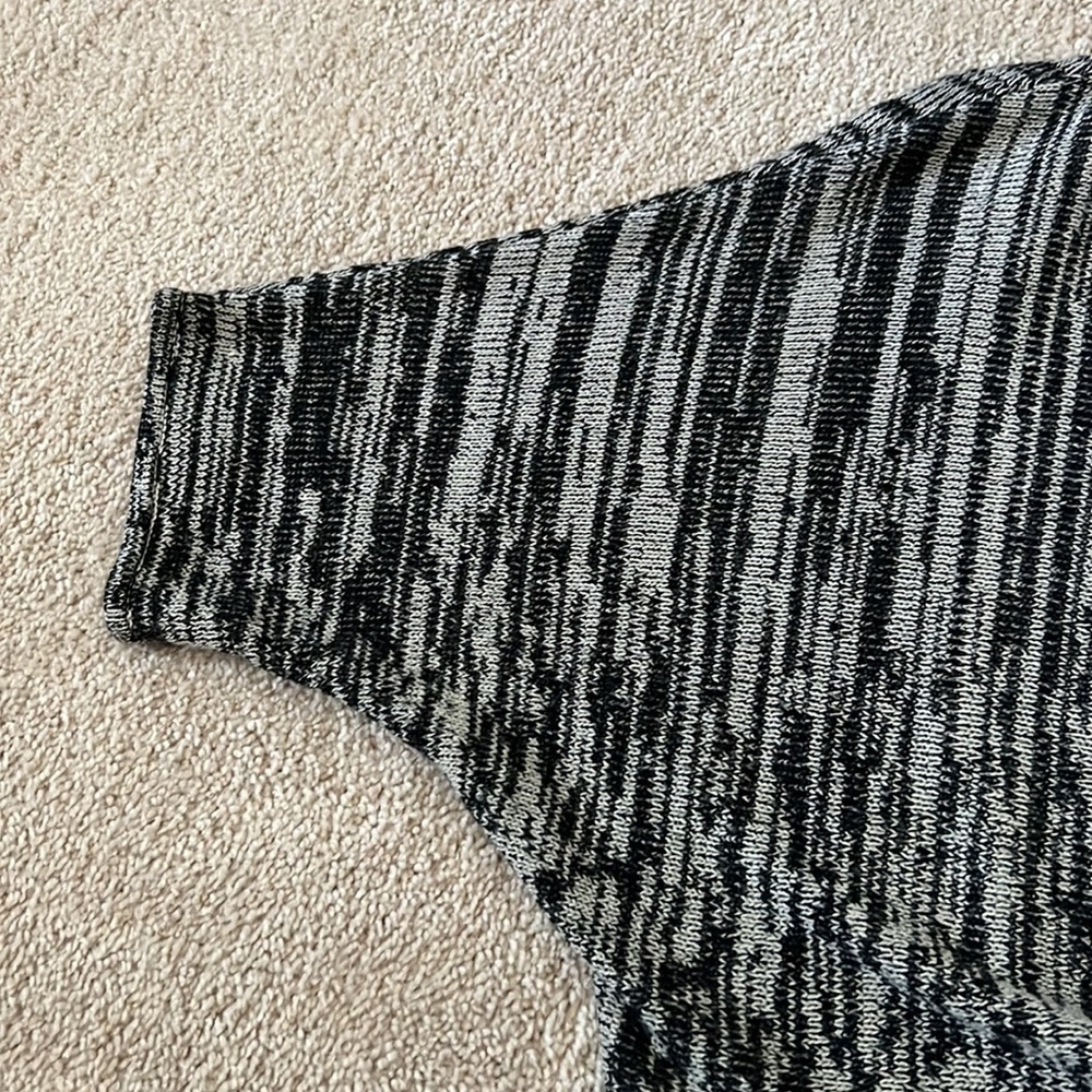 Domain Short Sleeve Sweater with Fringe #123 - Picture 4 of 4